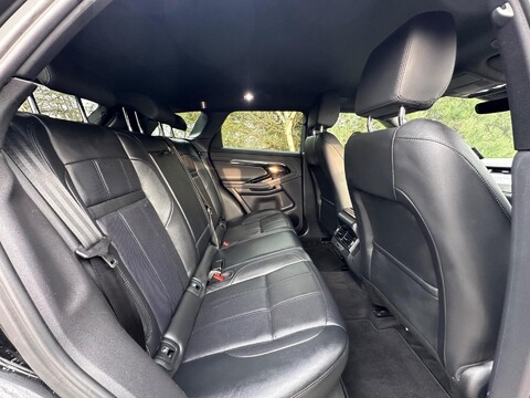 Land Rover Range Rover Evoque R-DYNAMIC SE 22