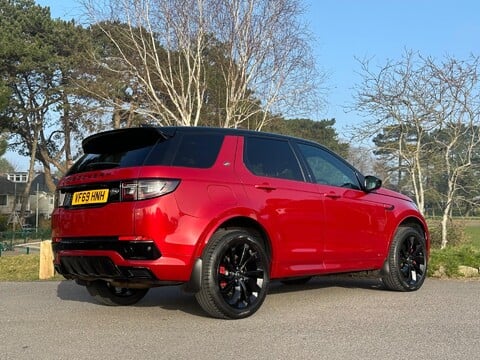 Land Rover Discovery Sport R-DYNAMIC HSE MHEV 9