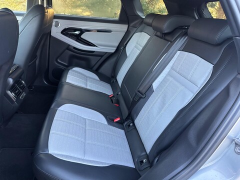 Land Rover Range Rover Evoque R-DYNAMIC HSE 19