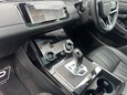 Land Rover Range Rover Evoque R-DYNAMIC HSE 30