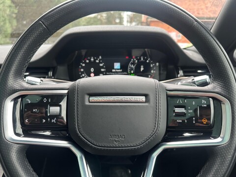 Land Rover Range Rover Evoque R-DYNAMIC HSE 21