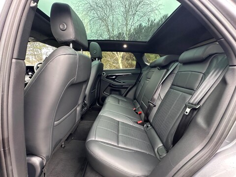 Land Rover Range Rover Evoque R-DYNAMIC HSE 32