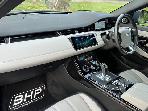Land Rover Range Rover Evoque FIRST EDITION MHEV 33