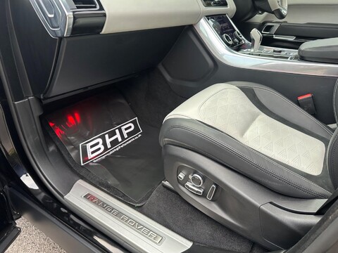 Land Rover Range Rover Sport SVR 33