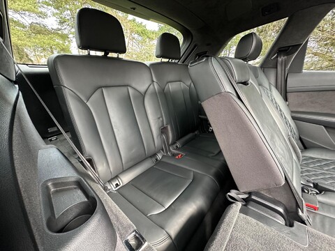 Audi SQ7 SQ7 TDI QUATTRO VORSPRUNG 26