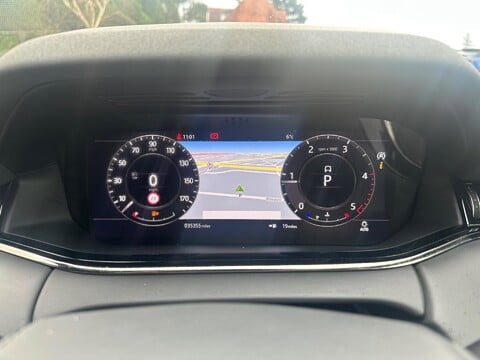 Land Rover Range Rover Evoque R-DYNAMIC HSE MHEV 21
