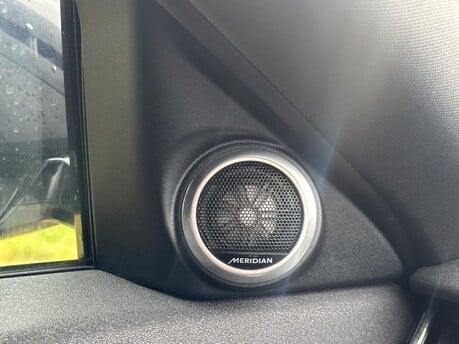 Land Rover Range Rover Evoque R-DYNAMIC HSE MHEV 