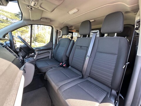 Ford Transit Custom 320 LIMITED DCIV ECOBLUE 6