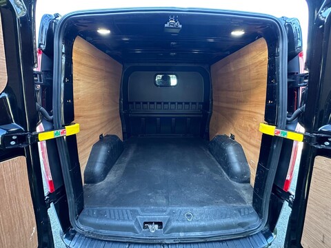 Ford Transit Custom 320 LIMITED DCIV ECOBLUE 30