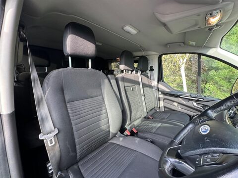 Ford Transit Custom 2.0 320 EcoBlue Limited Crew Van L2 H1 Euro 6 (s/s) 5dr (6 Seat) 22