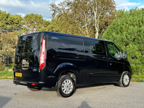 Ford Transit Custom 2.0 320 EcoBlue Limited Crew Van L2 H1 Euro 6 (s/s) 5dr (6 Seat) 28