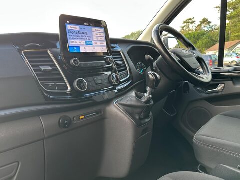 Ford Transit Custom 2.0 320 EcoBlue Limited Crew Van L2 H1 Euro 6 (s/s) 5dr (6 Seat) 21