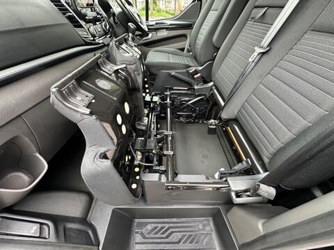 Ford Transit Custom 300 LIMITED P/V ECOBLUE 28