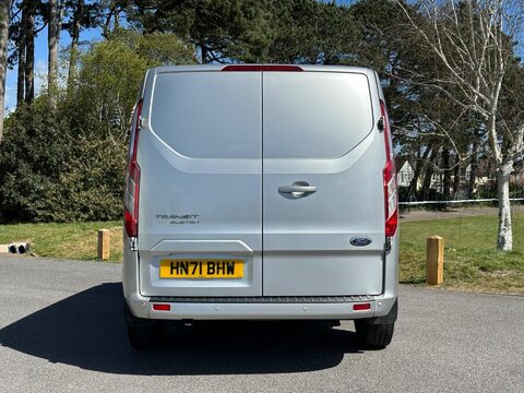 Ford Transit Custom 2.0 320 EcoBlue Limited Crew Van L2 H1 Euro 6 (s/s) 5dr (6 Seat) 10