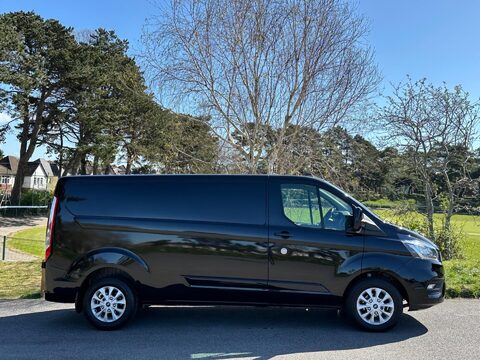Ford Transit Custom 300 LIMITED P/V ECOBLUE 11