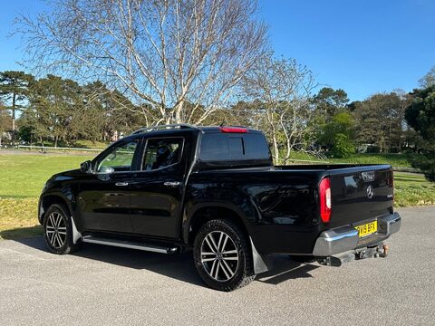 Mercedes-Benz X Class X250 D 4MATIC POWER 27