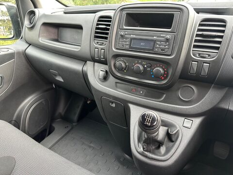 Nissan NV300 DCI VISIA L1H1 13