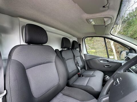 Nissan NV300 DCI VISIA L1H1 16