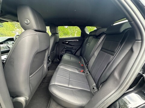 Land Rover Range Rover Evoque R-DYNAMIC SE 29