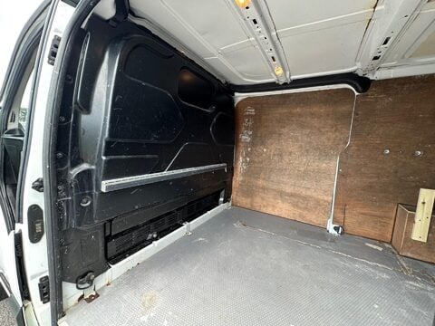 Ford Transit Custom 290 LR P/V 24