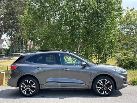 Ford Kuga ST-LINE X EDITION 5