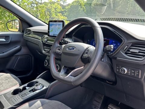 Ford Kuga ST-LINE X EDITION 18