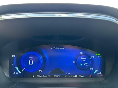 Ford Kuga ST-LINE X EDITION 19