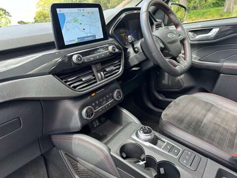 Ford Kuga ST-LINE X EDITION 23