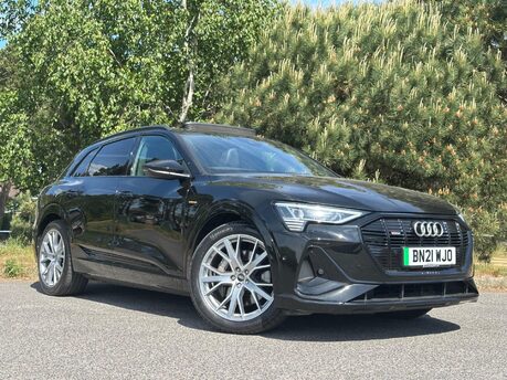 Audi E-Tron QUATTRO BLACK EDITION