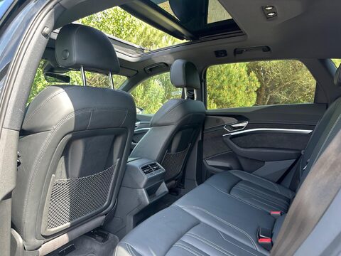 Audi E-Tron 50 Black Edition Auto quattro 5dr 71.2kWh 4