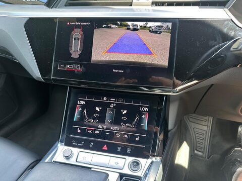 Audi E-Tron 50 Black Edition Auto quattro 5dr 71.2kWh 26