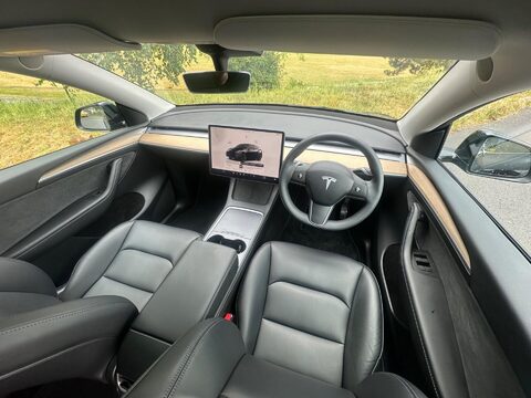 Tesla Model Y (Dual Motor) Long Range Auto 4WDE 5dr 20