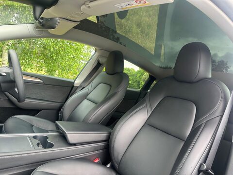Tesla Model Y (Dual Motor) Long Range Auto 4WDE 5dr 26