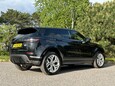 Land Rover Range Rover Evoque R-DYNAMIC SE 9