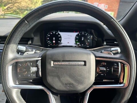 Land Rover Range Rover Evoque R-DYNAMIC SE 20