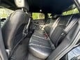 Land Rover Range Rover Evoque R-DYNAMIC SE 31