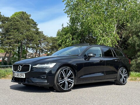 Volvo V60 D4 R-DESIGN PLUS 3