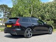 Volvo V60 D4 R-DESIGN PLUS 9