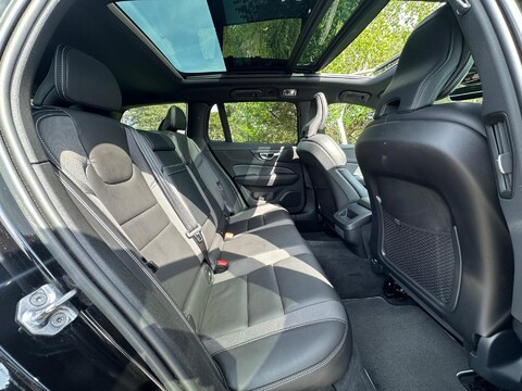 Volvo V60 D4 R-DESIGN PLUS 22