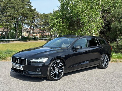 Volvo V60 D4 R-DESIGN PLUS 28