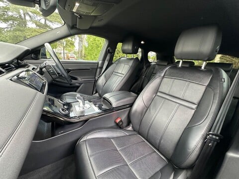 Land Rover Range Rover Evoque R-DYNAMIC SE 6