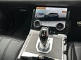 Land Rover Range Rover Evoque R-DYNAMIC SE 15