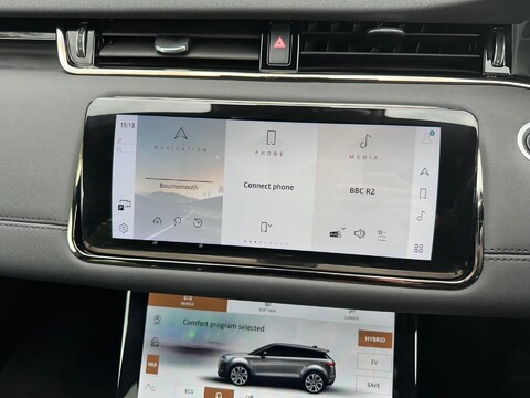Land Rover Range Rover Evoque R-DYNAMIC SE 16