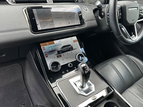 Land Rover Range Rover Evoque R-DYNAMIC SE 29