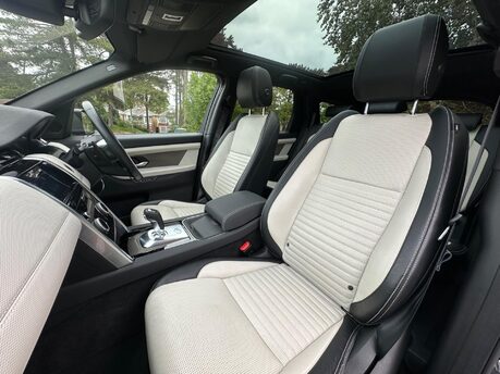 Land Rover Discovery Sport 1.5 P300e 12.2kWh R-Dynamic SE Auto 4WD Euro 6 (s/s) 5dr 