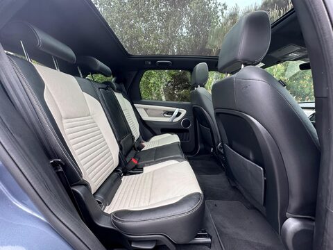 Land Rover Discovery Sport 1.5 P300e 12.2kWh R-Dynamic SE Auto 4WD Euro 6 (s/s) 5dr 14