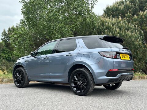 Land Rover Discovery Sport 1.5 P300e 12.2kWh R-Dynamic SE Auto 4WD Euro 6 (s/s) 5dr 30