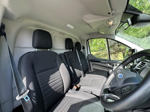 Ford Transit Custom 300 LIMITED P/V ECOBLUE 19