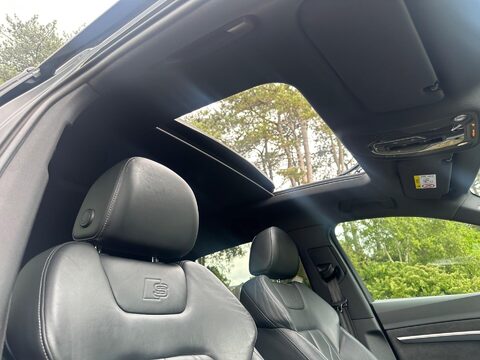 Audi E-Tron 55 Black Edition Auto quattro 5dr 95kWh 25