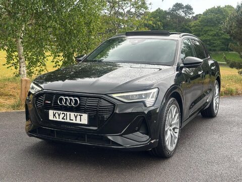 Audi E-Tron 55 Black Edition Auto quattro 5dr 95kWh 12